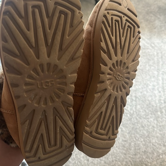 Leopard UGGS - Picture 5 of 6